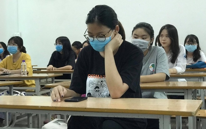 Hà Nội: Tiếp tục nới lỏng một số hoạt động, sẵn sàng thi tốt nghiệp THPT