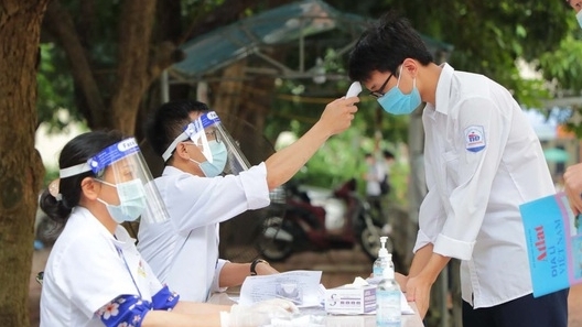 Kỳ thi tốt nghiệp THPT 2021: Hà Nội chuẩn bị như thế nào trong đại dịch Covid-19?