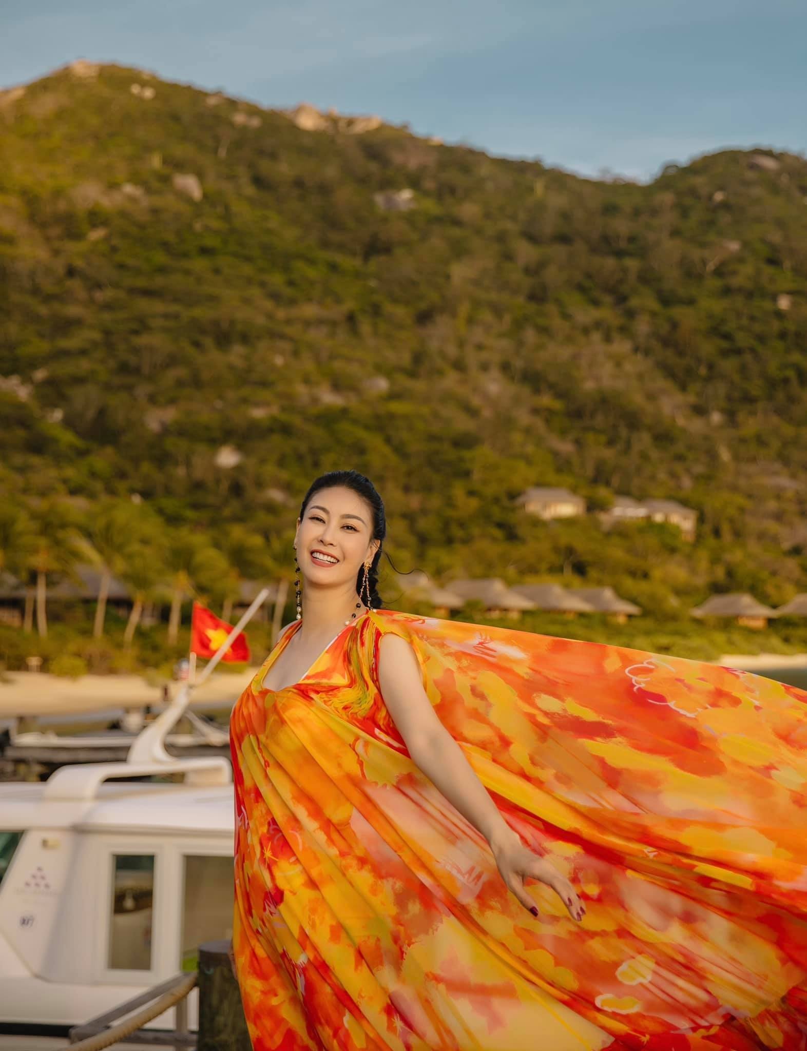 Nhan sắc đáng ngưỡng mộ của Hoa hậu Hà Kiều Anh