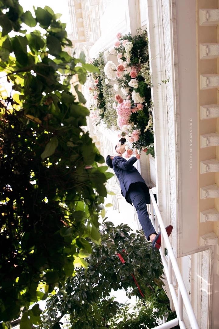 Những hình ảnh hài hước trong đám cưới Minh Hằng