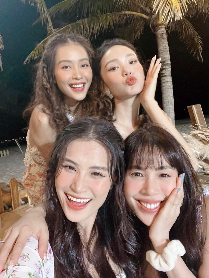 Trấn Thành 'lầy lội' trong đám cưới Minh Hằng