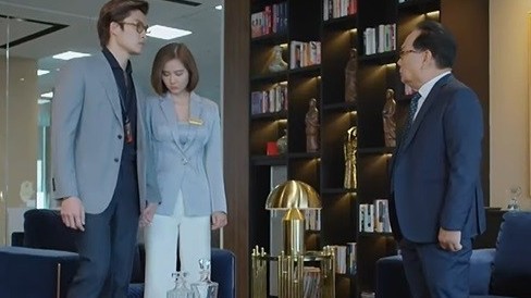 Thương ngày nắng về phần 2 tập 35: Xuất hiện người phụ nữ sẽ 'làm mưa làm gió' tại Hoàng Kim, Trang đối đầu chủ tịch