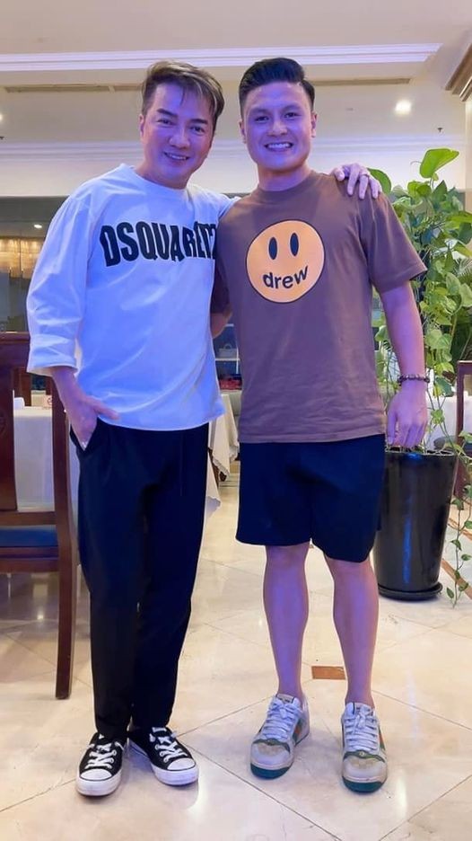 Sao Việt: Sơn Tùng M-TP khiến fan 'dậy sóng' vì ảnh đẹp