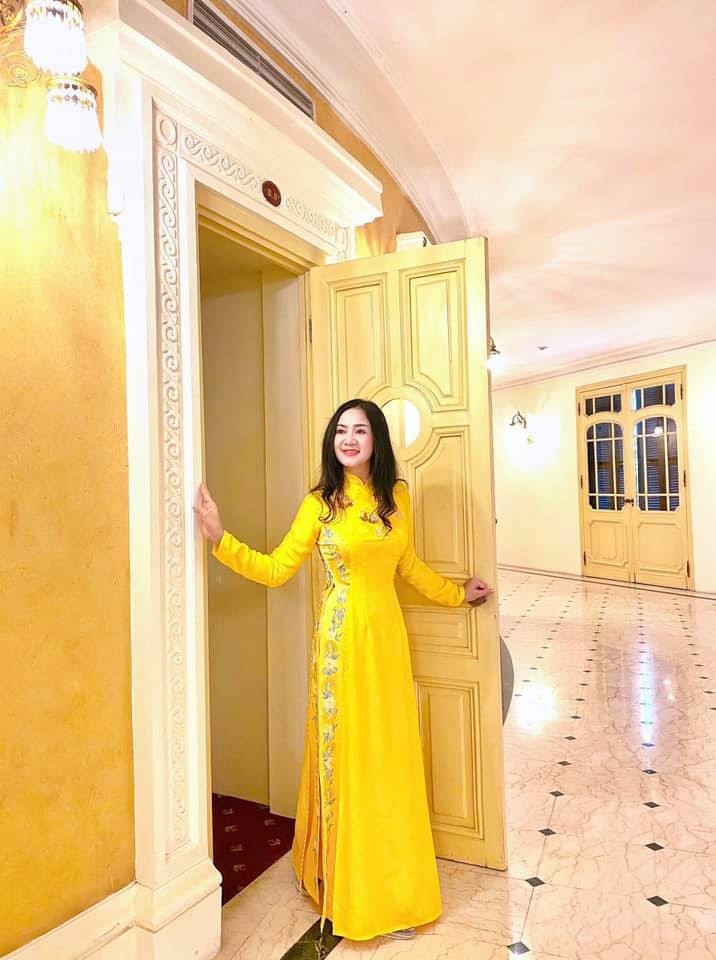 Nhan sắc vạn người mê của NSND Thu Hà