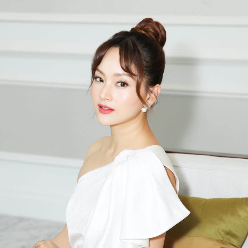 3 chị em phim Thương ngày nắng về đọ sắc