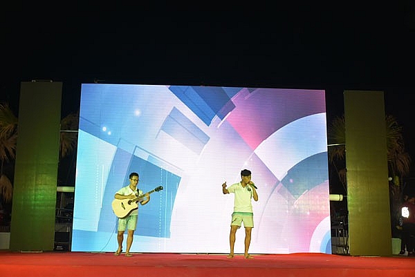 doan dai bieu trai he viet nam giao luu voi thanh nien quang ngai