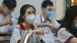 Kỳ thi tốt nghiệp THPT: TP. Hồ Chí Minh ghi nhận 2 F0 đến làm thủ tục, 1 người đã tham gia thi, 1 thí sinh gặp vấn đề sức khỏe liên quan Covid-19