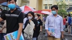 Kỳ thi tốt nghiệp THPT: Đề thi tổ hợp Khoa học Tự nhiên kêu khó, Khoa học Xã hội mang tính thời sự