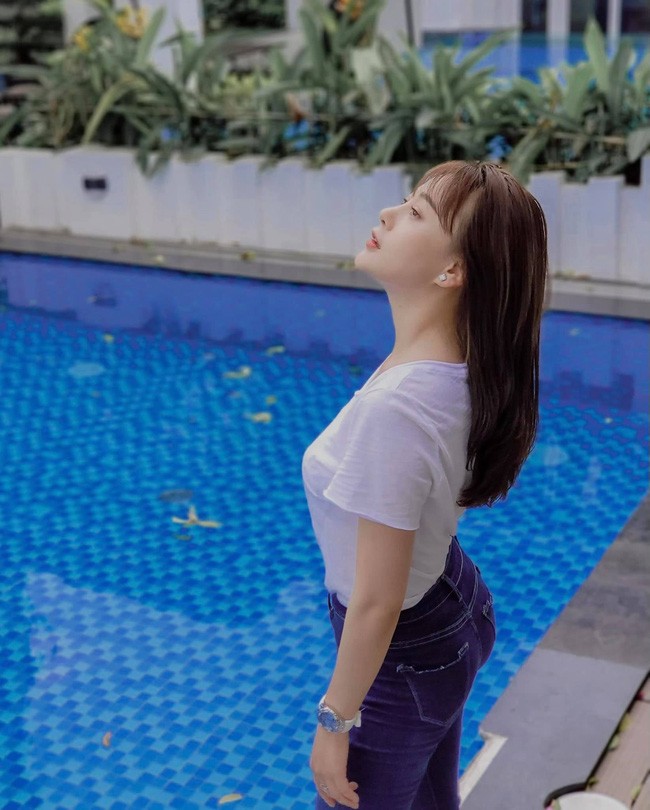 Thổn thức với gu thời trang của Phương Oanh phim Hương vị tình thân