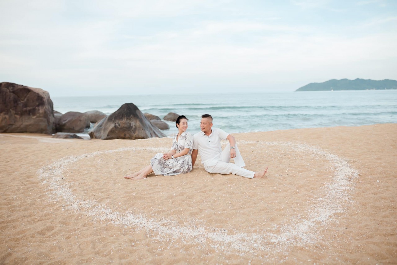 Jennifer Phạm đón tuổi 37 Jennifer Phạm đón tuổi 37