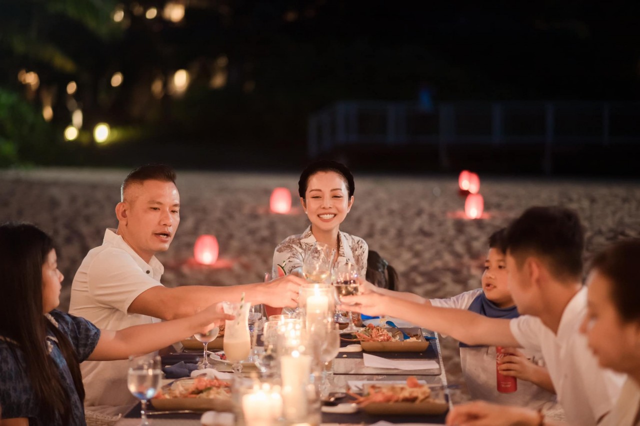 Jennifer Phạm đón tuổi 37 Jennifer Phạm đón tuổi 37