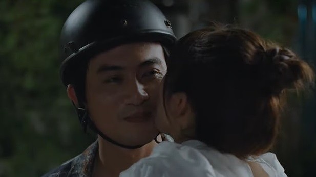 Thương ngày nắng về phần 2 tập 45: Hành động xấu xa của Nhật Mai bị phơi bày, 'người thứ ba' xuất hiện trước quán bún riêu bà Nga béo