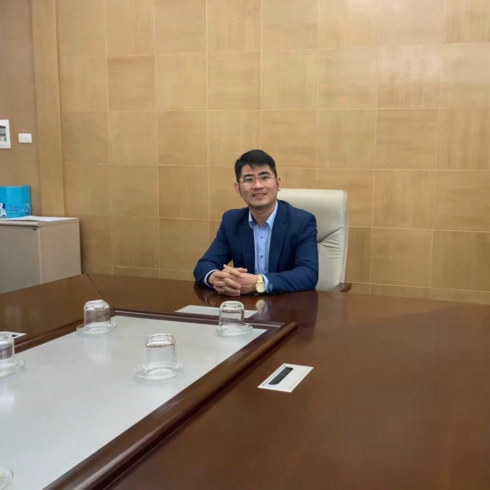 Tiến sĩ Cù Văn Trung