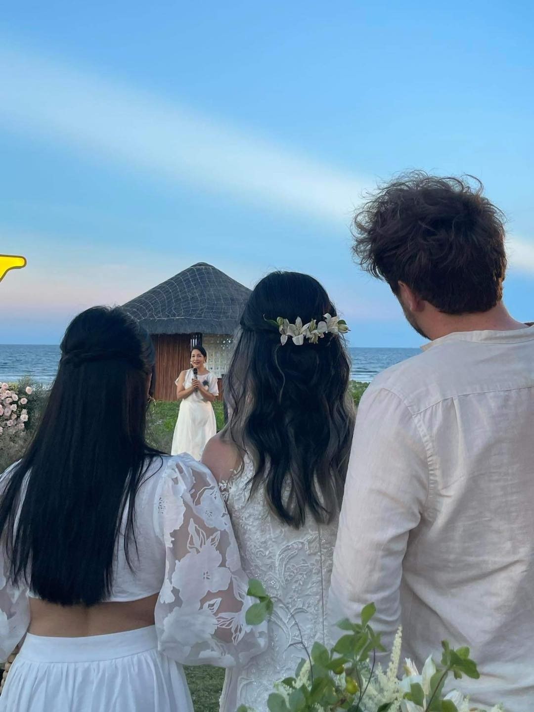 Mỹ Linh khoe ảnh đám cưới con gái tại Hội An Mỹ Linh khoe ảnh đám cưới con gái tại Hội An