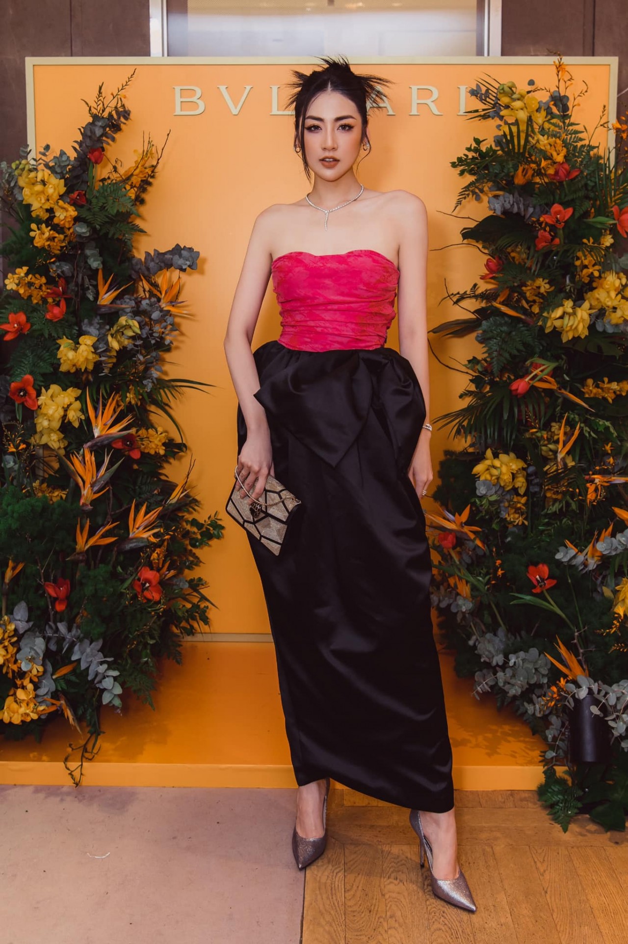 Vẻ đẹp không tì vết của Á hậu Tú Anh