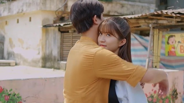 Thương ngày nắng về phần 2 tập 49: Phong bất ngờ ghi điểm, bà Nga 'quay xe' tức thì