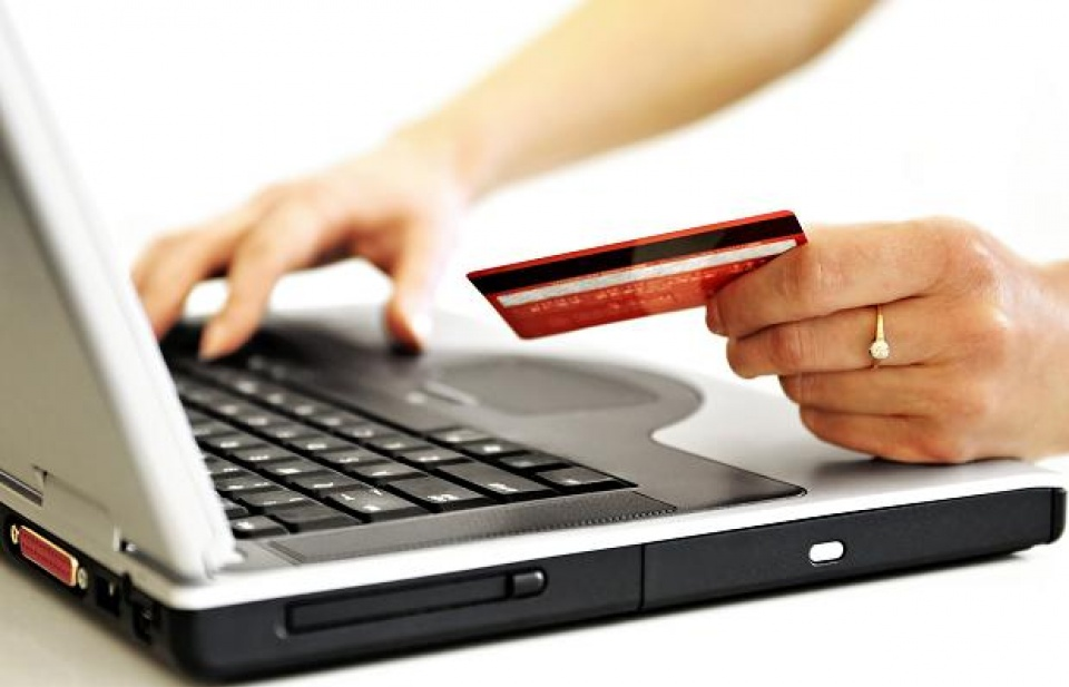 Malaysia siết chặt quản lý hoạt động bán hàng trên mạng