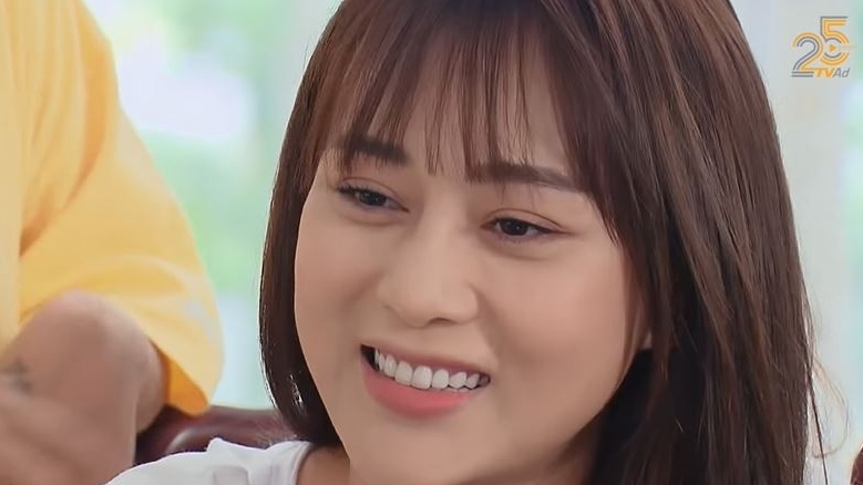 Hương vị tình thân tập 82 (phần 2 tập 11): Nam ‘rớt giá’ khi sớm quay lại nhà Long, đạo diễn tiếp tục nợ cô một lời xin lỗi?