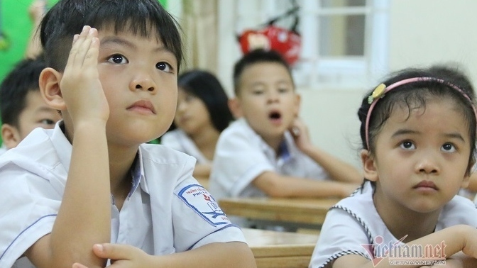 Bộ GD&ĐT: Nhiều nơi gặp khó trong tuyển dụng giáo viên, học sinh lớp 1 tự tin hơn khi học chương trình mới