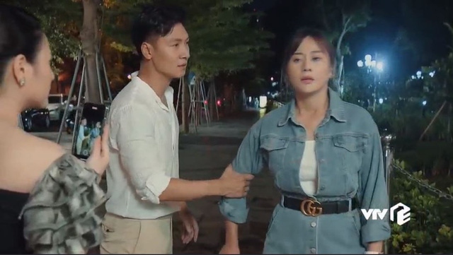 Hương vị tình thân: Nam 'đổi gió' dát hàng hiệu vẫn bị chê tơi tả