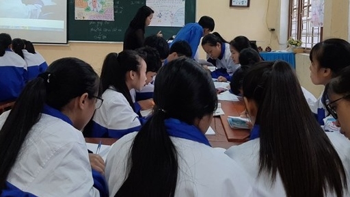 Có chứng chỉ thì dễ, dạy được môn tích hợp mới khó