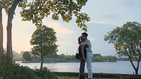 Hương vị tình thân tập 88 (phần 2 tập 17): Nam nghi ngờ có sự mờ ám đằng sau cuốn sổ tiết kiệm 500 triệu của bà Bích