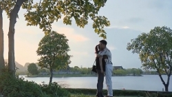 Hương vị tình thân tập 88 (phần 2 tập 17): Nam nghi ngờ có sự mờ ám đằng sau cuốn sổ tiết kiệm 500 triệu của bà Bích