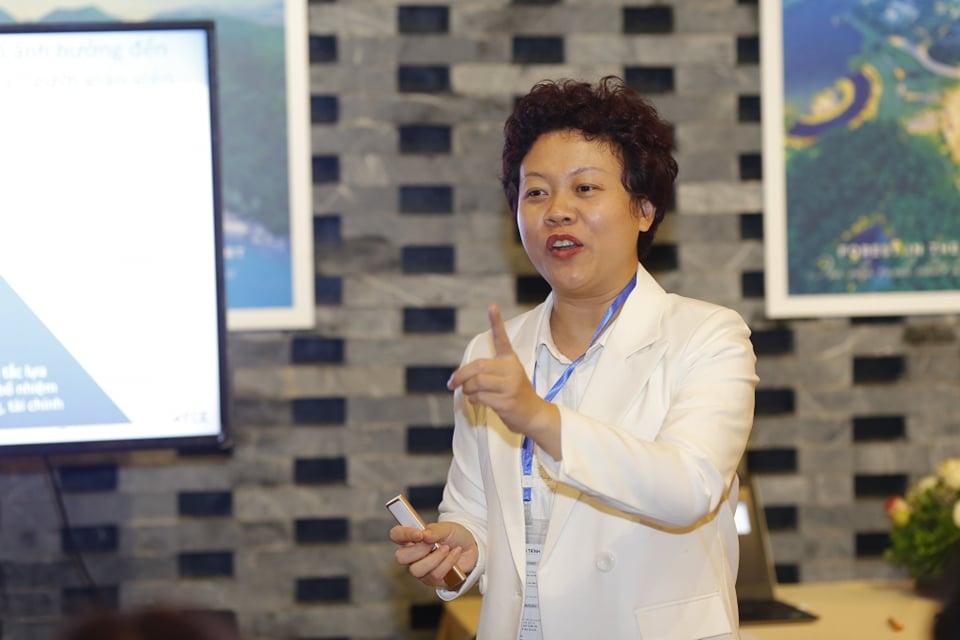 PGS. TS. Chu Cẩm Thơ: 'Dạy học trực tuyến không phải là giải pháp tình thế' PGS. TS. Chu Cẩm Thơ: 'Dạy học trực tuyến không phải là giải pháp tình thế'