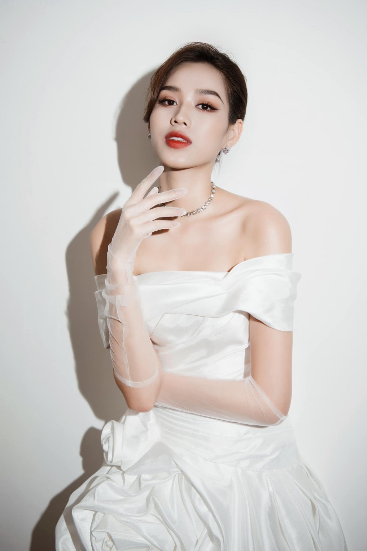 Hoa hậu Đỗ Thị Hà