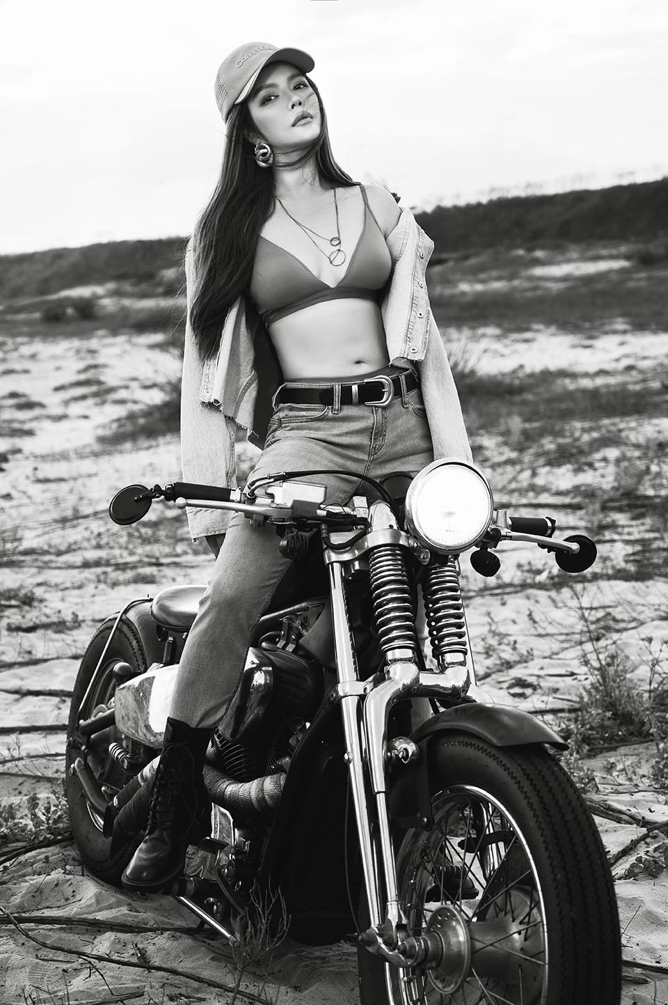 Lý Nhã Kỳ khoe dáng bốc lửa Lý Nhã Kỳ khoe dáng bốc lửa