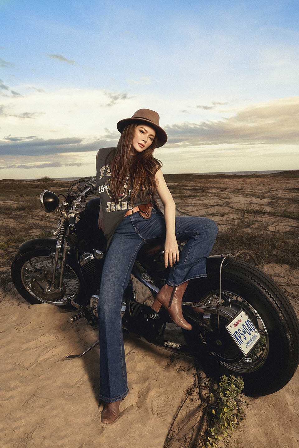 Lý Nhã Kỳ khoe dáng bốc lửa Lý Nhã Kỳ khoe dáng bốc lửa