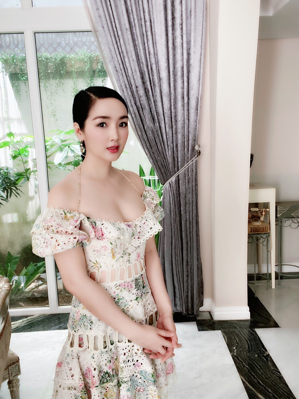 Hoa hậu Đền Hùng Giáng My hack tuổi đỉnh cao