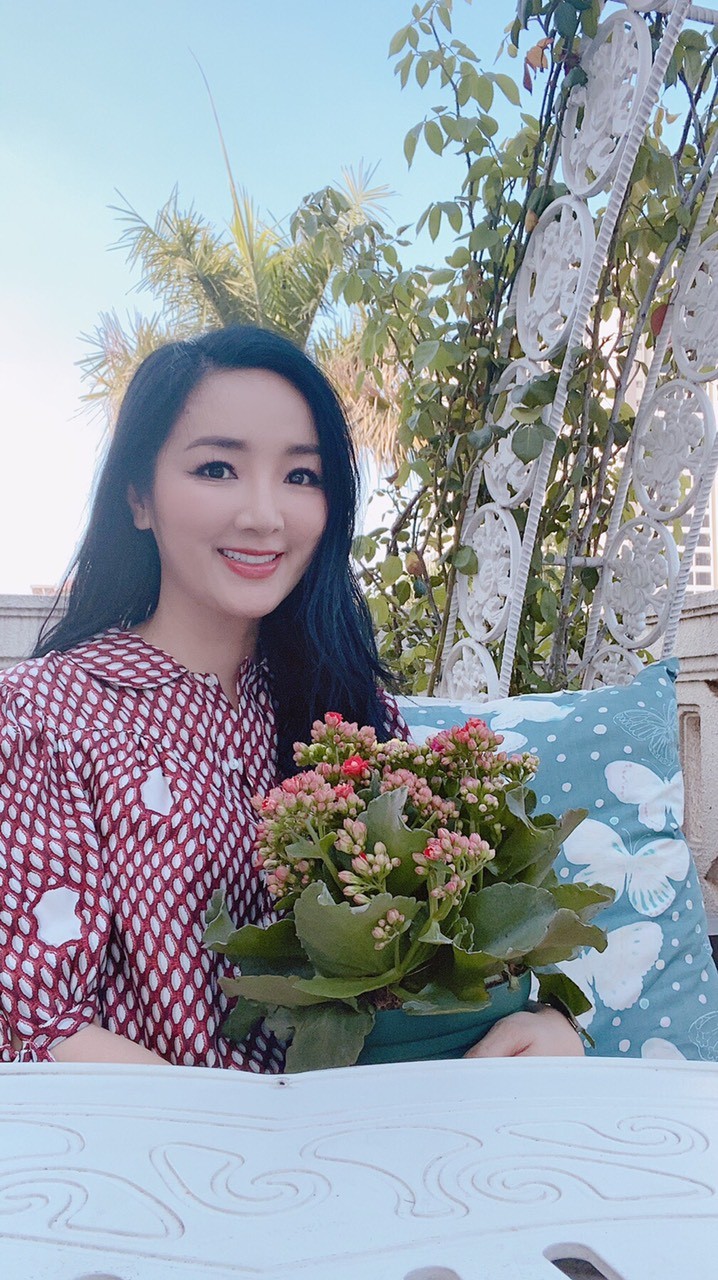 Hoa hậu Đền Hùng Giáng My hack tuổi đỉnh cao