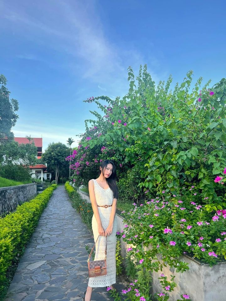 Nhan sắc Doãn Hải My 'đốn tim' người hâm mộ