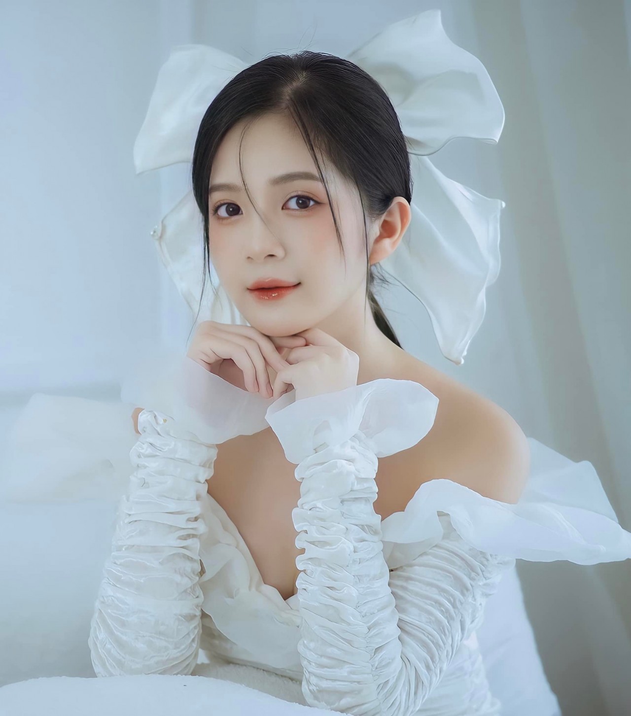 Garage hạnh phúc: Vẻ ngoài sắc sảo của Ngọc Huyền