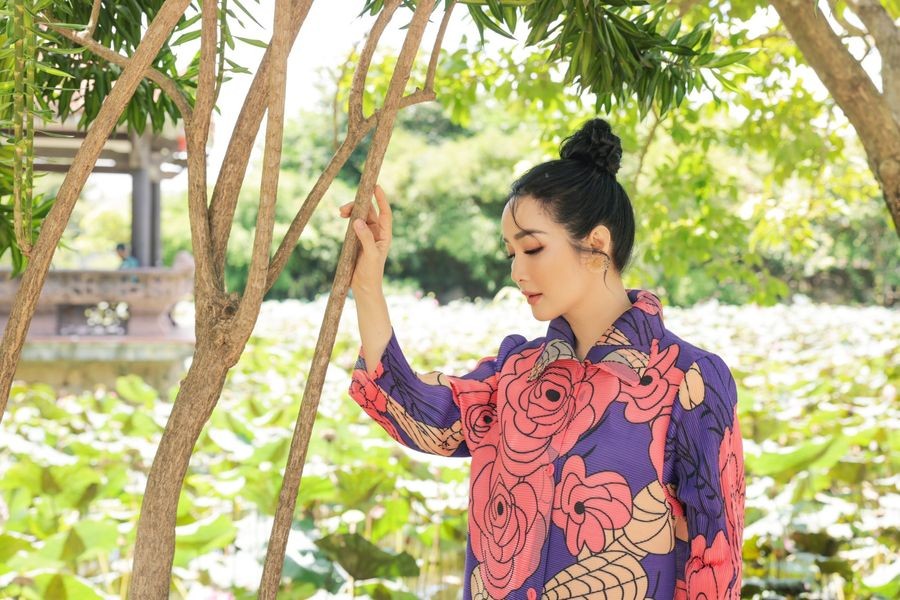 Sao Việt: Quỳnh Kool gây thương nhớ với phong cách trẻ trung