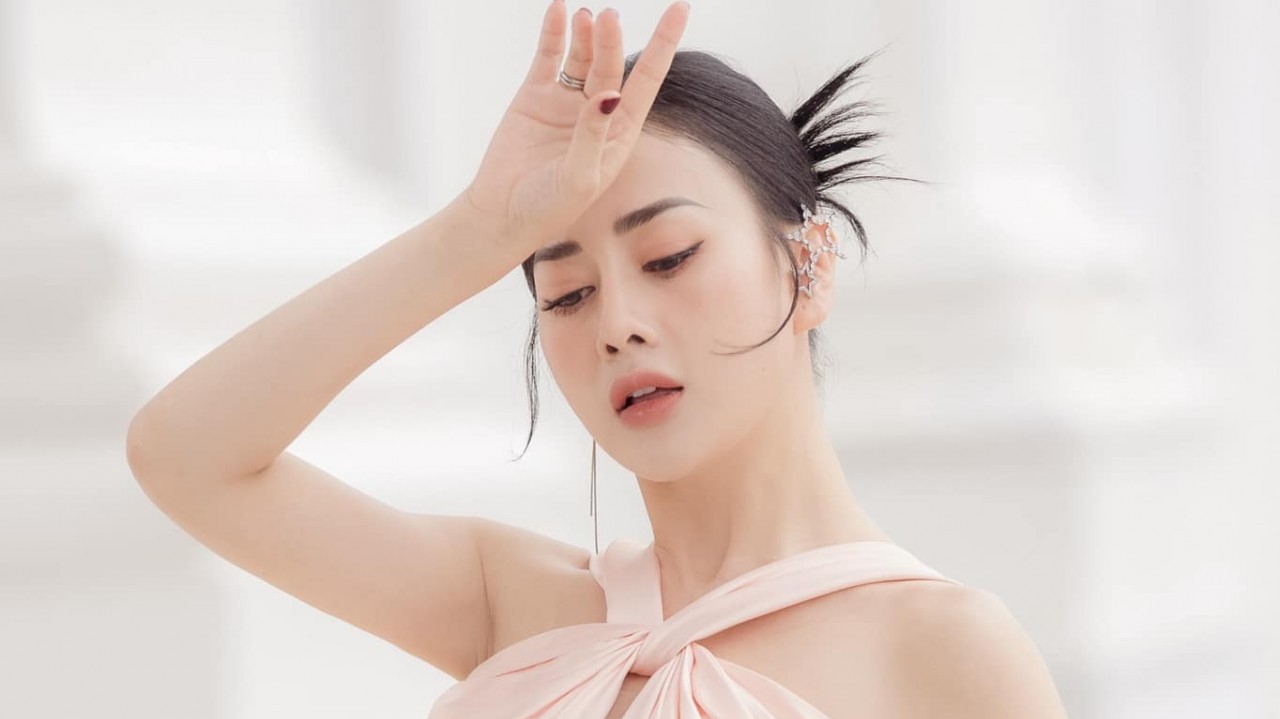 Phương Oanh hút mắt fan với sắc vóc quyến rũ