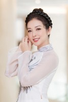 Jennifer Phạm sang chảnh, mặn mà tuổi 37