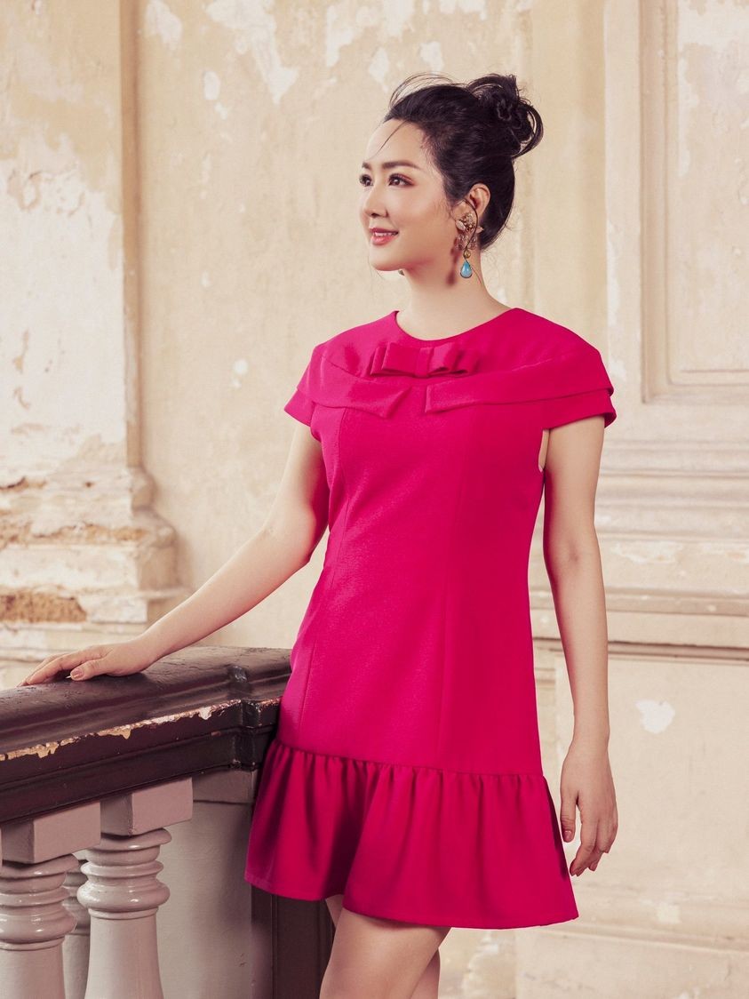 Hoa hậu Đền Hùng Giáng My ngọt ngào với màu hồng nữ tính