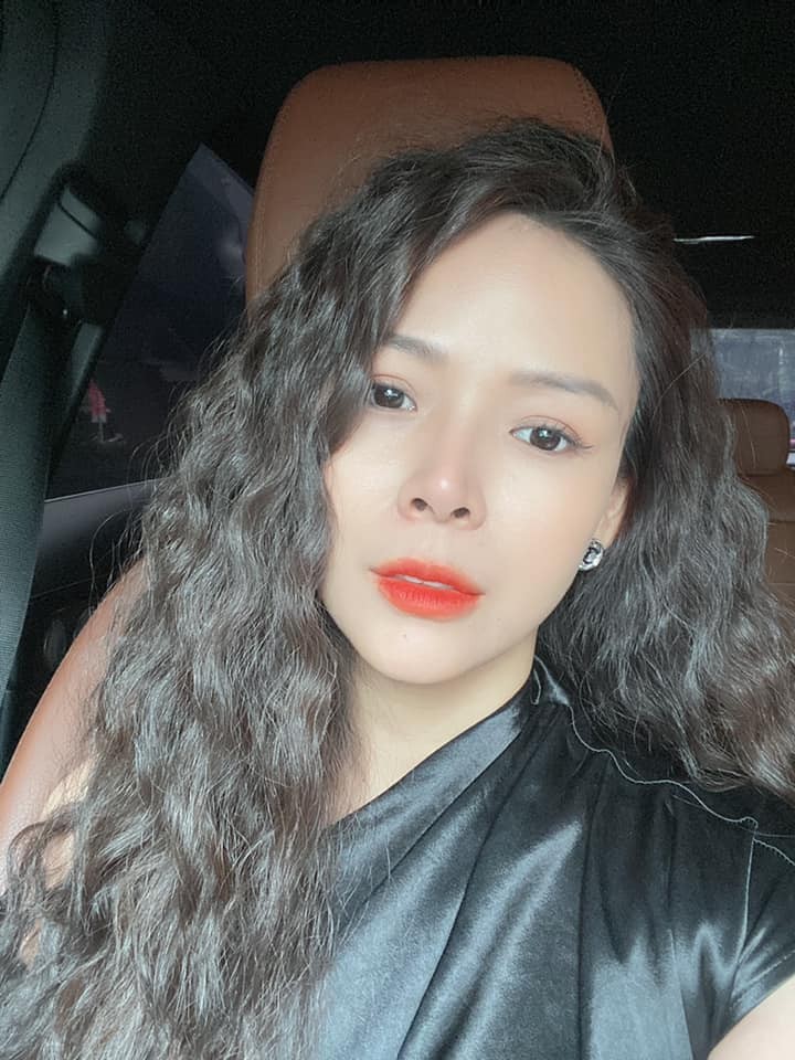 Nhan sắc hút hồn của Diễm Hương phim Garage hạnh phúc