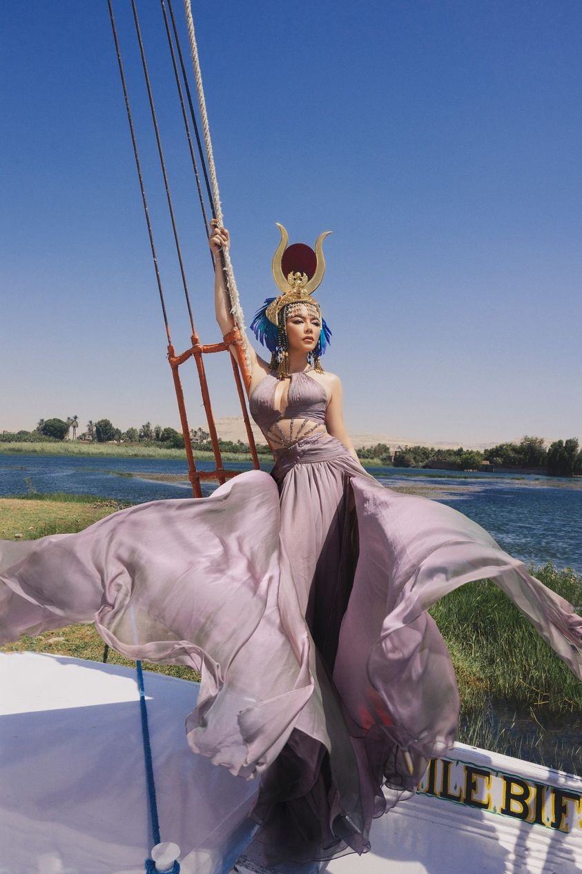 Lý Nhã Kỳ hóa nữ thần Ai Cập