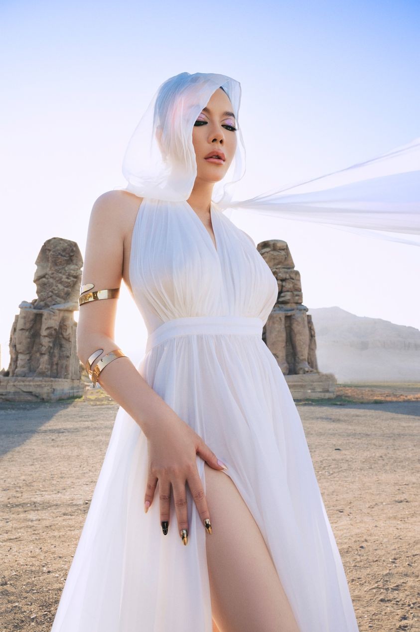 Lý Nhã Kỳ hóa nữ thần Ai Cập