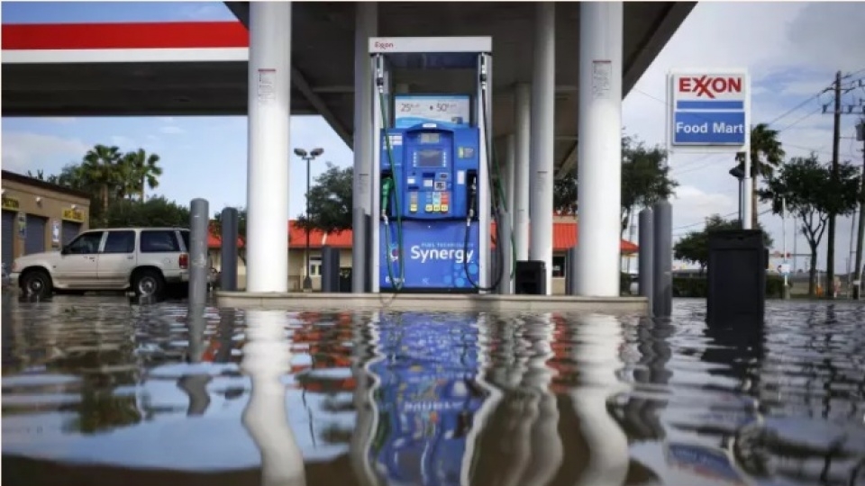 Tổng thống Mỹ đề xuất khoản hỗ trợ tái thiết sau bão Harvey