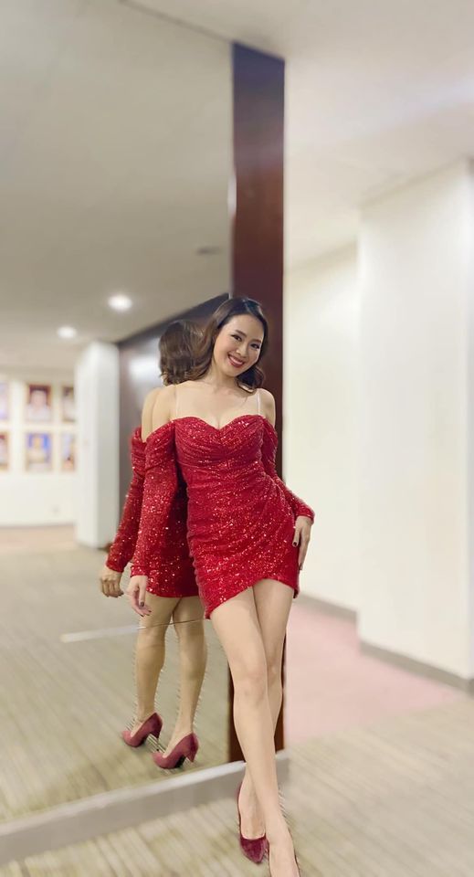 cung ngam lai dien vien nu an tuong hong diem tai vtv awards 2020