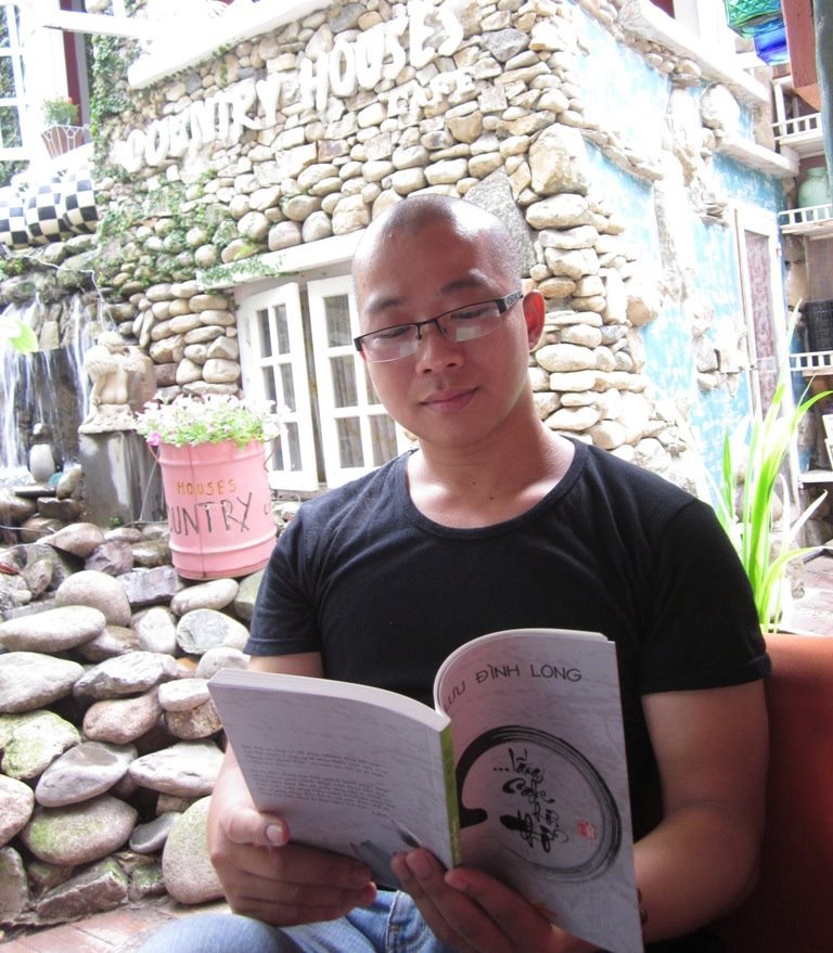 Sách là món ăn tinh thần mùa dịch Sách là món ăn tinh thần mùa dịch