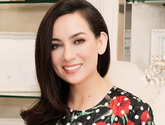 Nhan sắc 'nữ hoàng băng đĩa' Phi Nhung thời trẻ