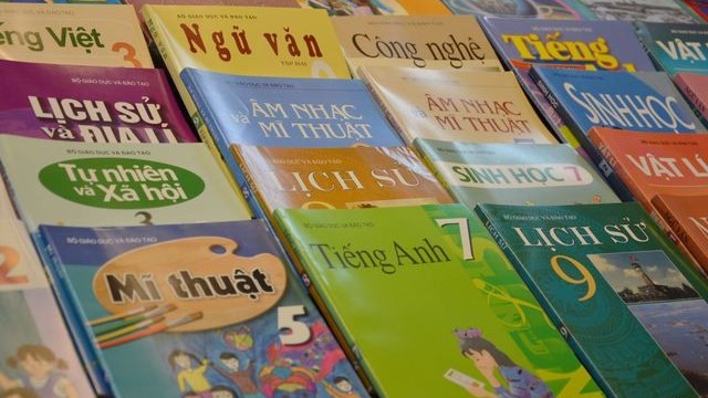 Nhà nước sẽ định giá sách giáo khoa