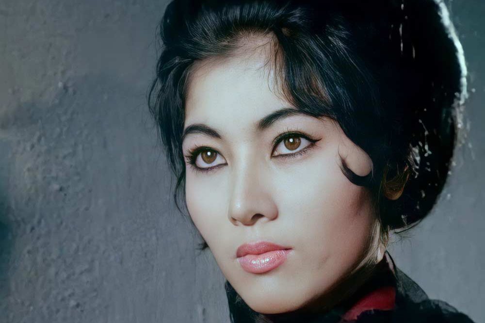 Nhan sắc một thời của Thẩm Thúy Hằng Nhan sắc một thời của Thẩm Thúy Hằng