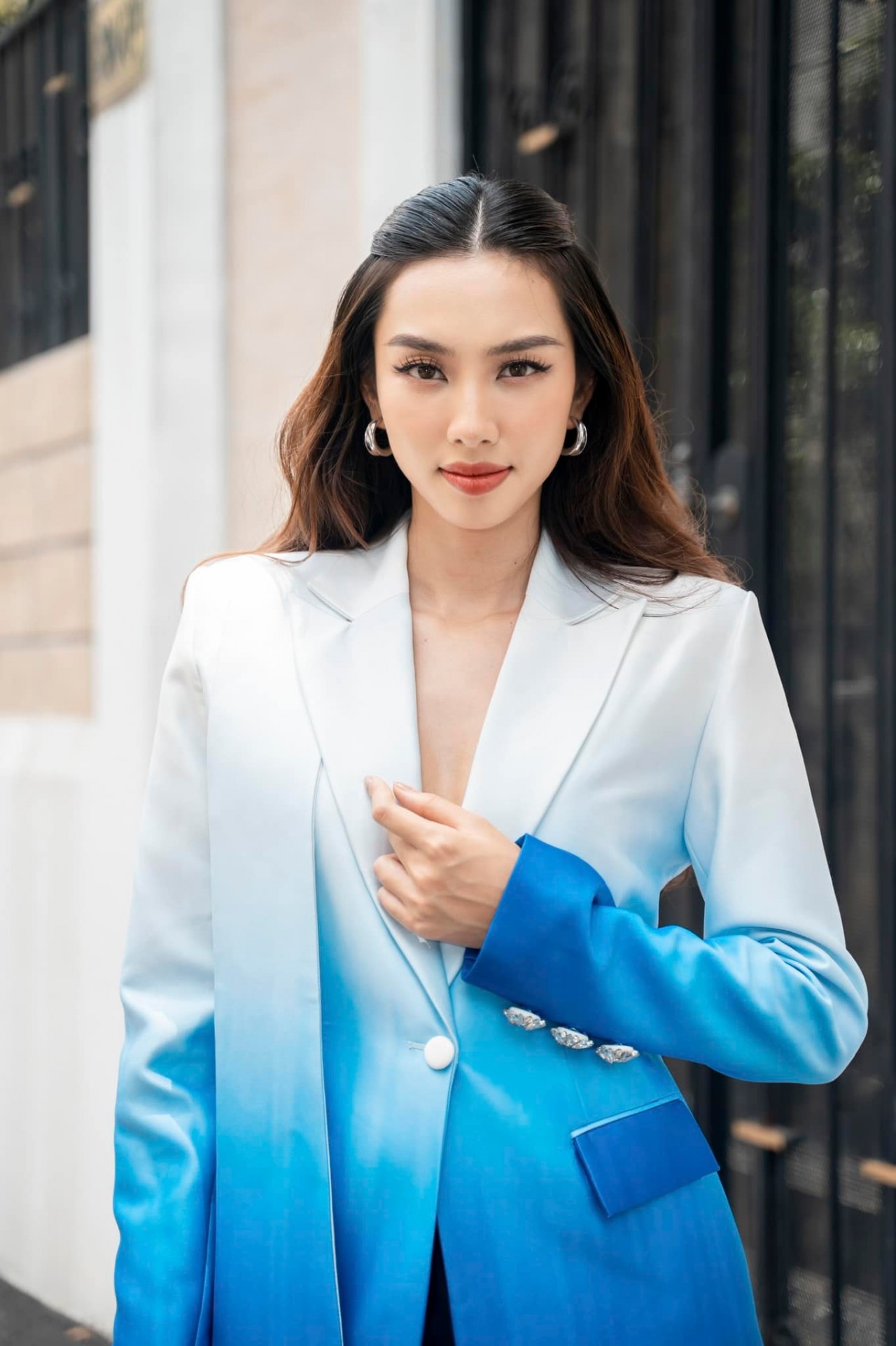 Hoa hậu Thùy Tiên