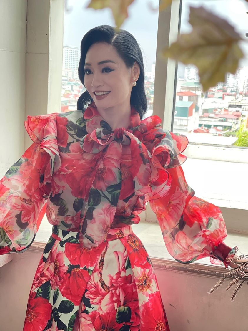 Nhan sắc trẻ trung của diễn viên Quách Thu Phương